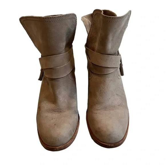 UGG Australia Elora Leather Short Ankle Boots Taupe - Picture 4 of 14